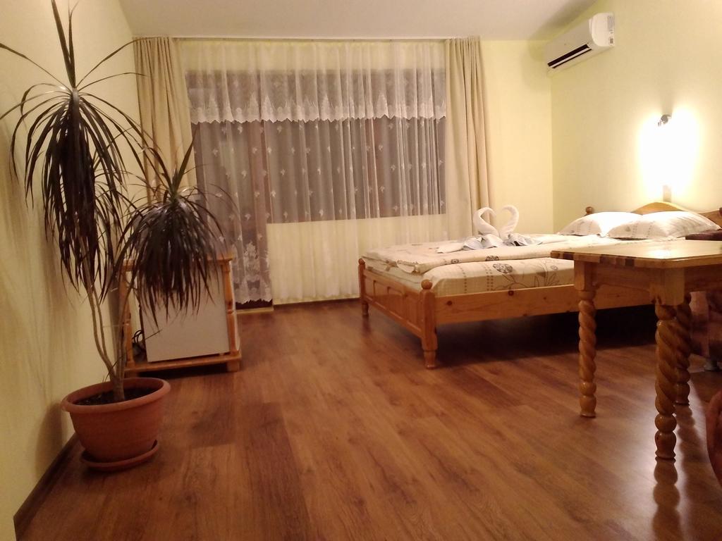 Guest House Diamant Sozopol Quarto foto